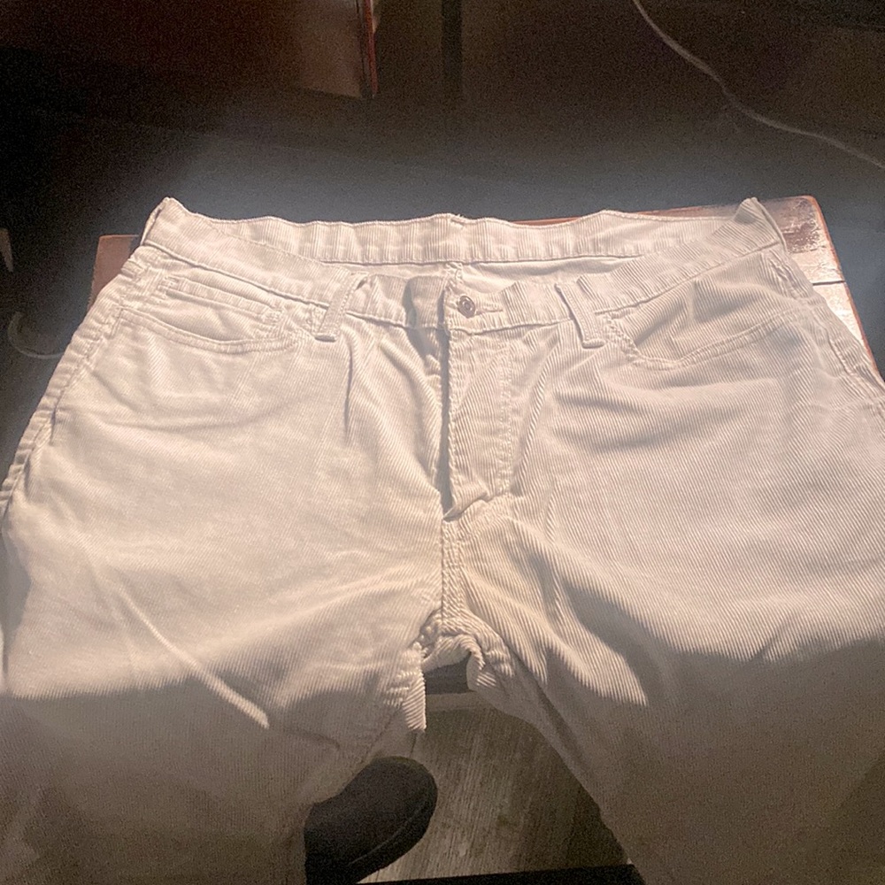 514 Corduroy Levi’s- White